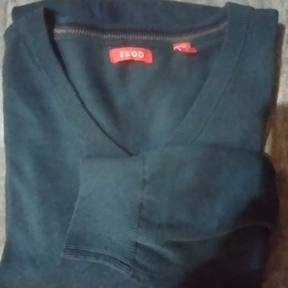 "IZOD" men's sweater